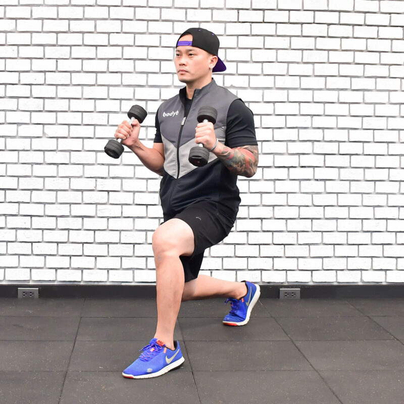 lunge-with-bicep-hammer-curls